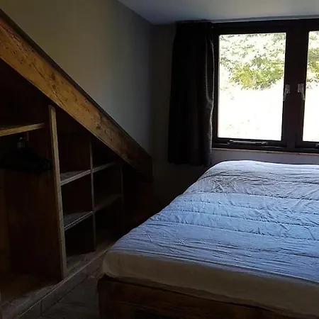 شاليه Chalet Le Jacques 2 *