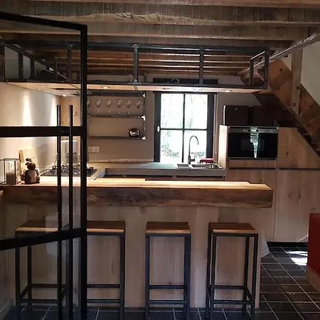 شاليه Chalet Le Jacques 2 *